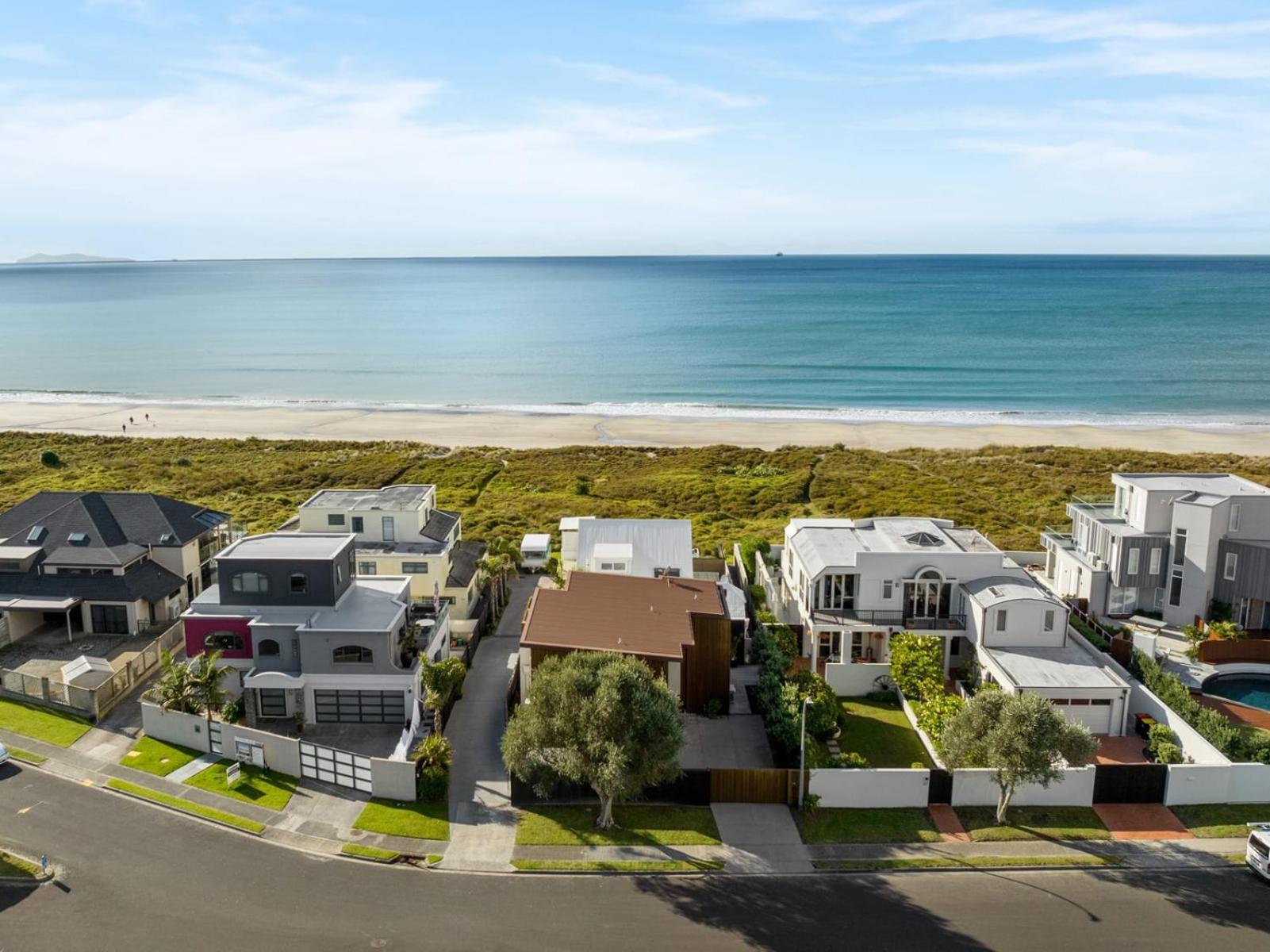 Seascape On Sunbrae With Sea Views Apartment Mount Maunganui Exterior photo